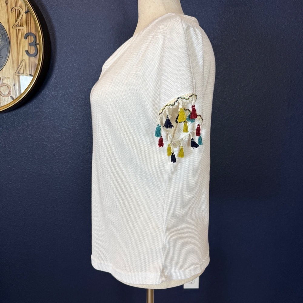 White V-Neck Waffle Knit Top with Colorful Tassels at Sleeves | Size Large - Picture 3 of 8